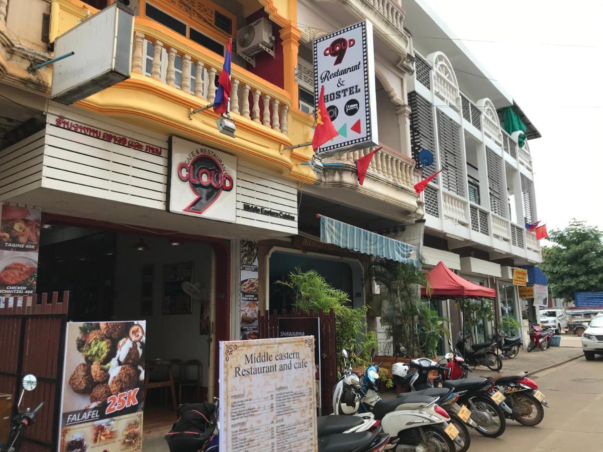 Cloud 9 Hostel Pakse Bagian luar foto